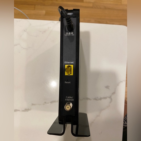 Cable Modem and Router Combo Netgear CM500 / Linksys WRT54G2 V1 - Picture 7 of 7